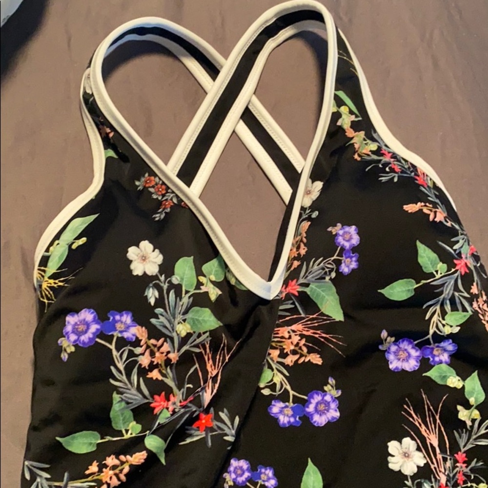 Swim suit
